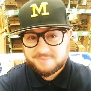 Meet your Posher, Daniel